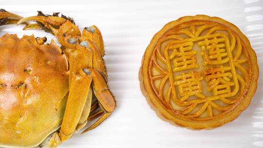 中秋节月饼与大闸蟹