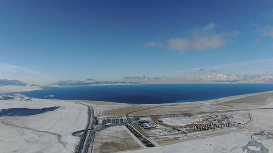 大气震撼新疆赛里木湖冬季航拍视频素材模板下载