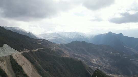 川西泸定牛背山