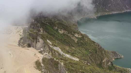 火山口的悬崖