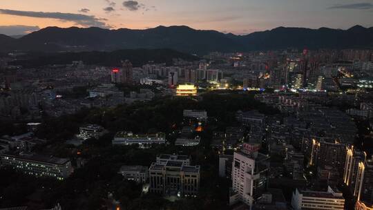 航拍福建福州鼓楼区镇海楼屏山公园