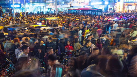 成都春节元宵节夜晚街道密密麻麻人群延时视频素材模板下载