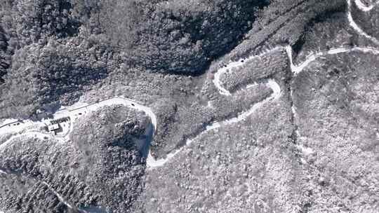 陕西秦岭分水岭雾凇冰挂雪景视频素材模板下载