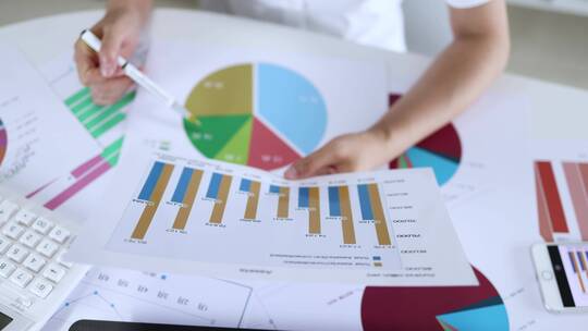 企业财务投资报告数据分析研究