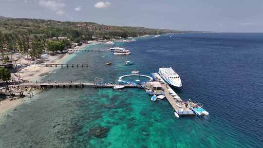 印尼巴厘岛佩尼达岛海滨风光航拍视频素材模板下载