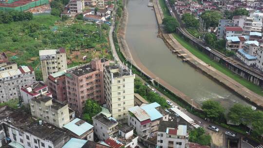 航拍深圳龙华区观澜现代化城市建设