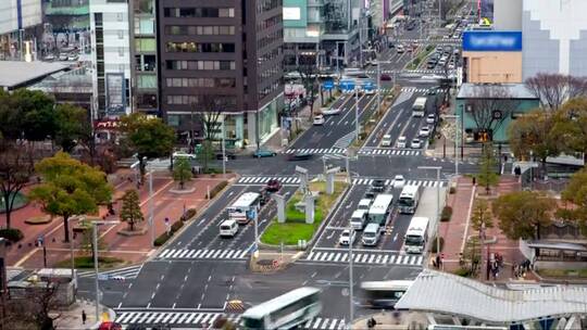 从高处俯瞰伟大城市的大道