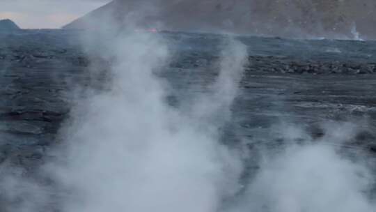 火山、熔岩、烟雾、岩浆