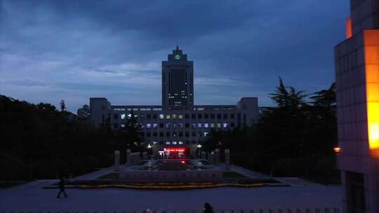 山东大学校园开放夜景 晚自习视频素材模板下载