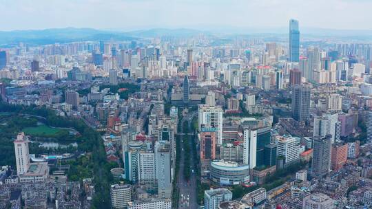 昆明欢乐一号城楼顶航拍昆明城市风光