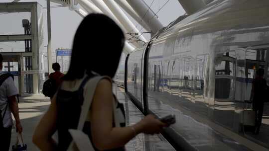 广州南站乘客高铁站旅客