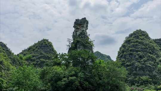 万峰林将军岩贵州