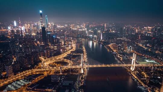 上海南浦大桥交通车流