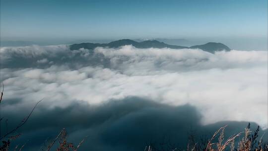 山顶云海山峦变化延时视频