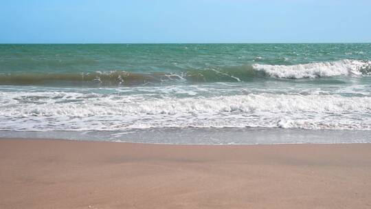 大海海浪沙滩