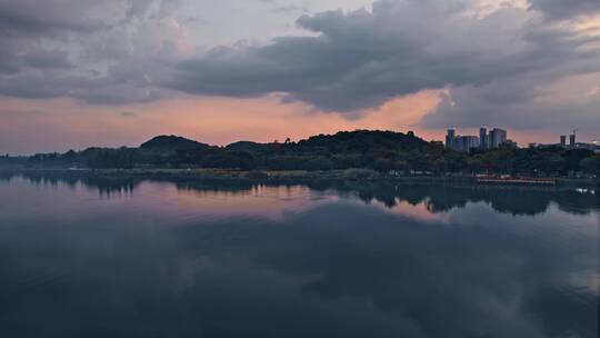 航拍广州增城鹤之洲湿地公园的黄昏