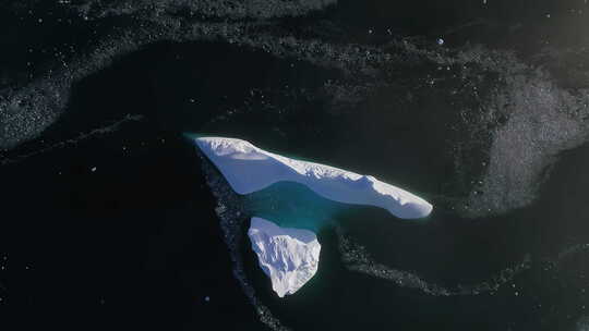 俯瞰南极冰山空中飞行视频素材模板下载