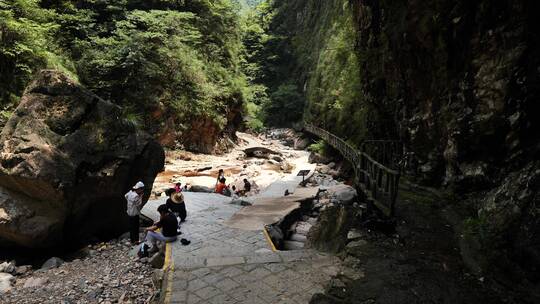 杭州太湖源景区自然风景，小河