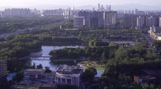 北京红领巾公园俯瞰日落城市空镜