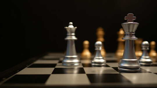 国际象棋对弈比赛视频素材模板下载