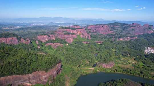 航拍韶关丹霞地貌丹霞山阳元峰长老峰景区