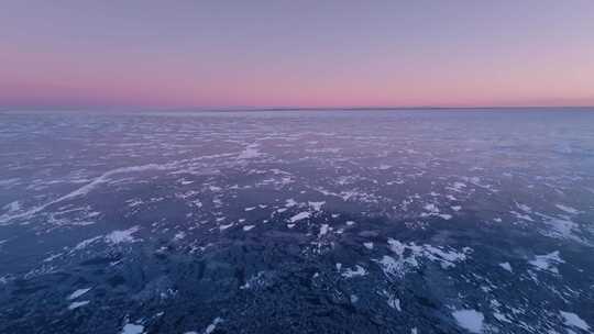 4K冬季呼伦湖夕阳梦幻冰面航拍