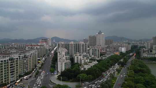 广东肇庆星湖大道交通转盘航拍