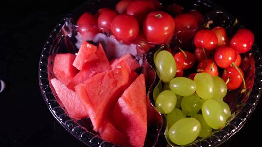红色水果果盒补充维生素