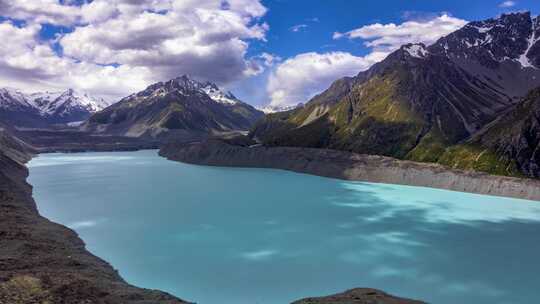 延时航拍新西兰塔斯曼冰河湖光影美景