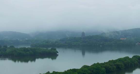 杭州西湖烟雨苏堤三潭印月雷峰塔