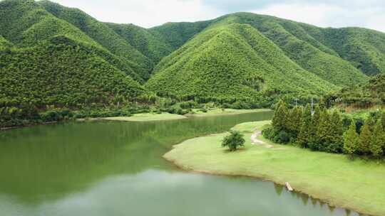 浙江湖州安吉赋石水库小杭坑露营地航拍