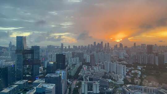 城市大楼大厦夕阳云层火烧云