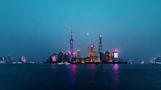 上海黄浦江外滩东方明珠塔金融城夜景延时