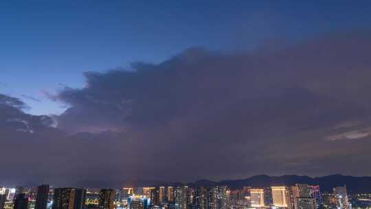 夏天傍晚城市雷雨电闪雷鸣延时