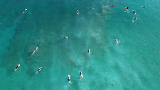 冲浪极限运动冒险海浪浪花