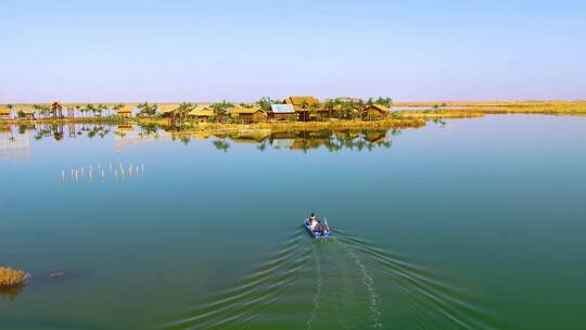 阿克苏皇宫湖景区