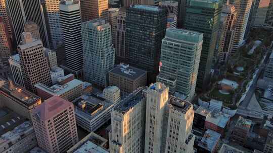 航拍加州旧金山新蒙哥马利140号摩天大楼