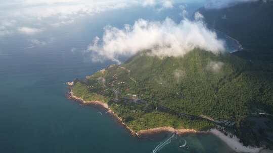 4K航拍深圳大鹏海岸线碧海蓝天