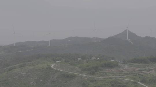 山区大风车风景