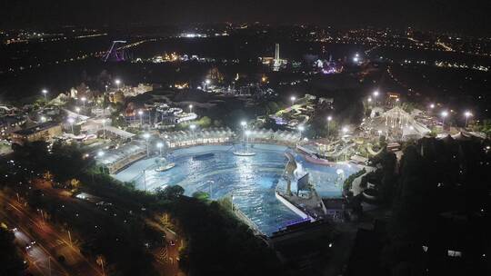 鸟瞰上海松江玛雅水上乐园夜景灯光