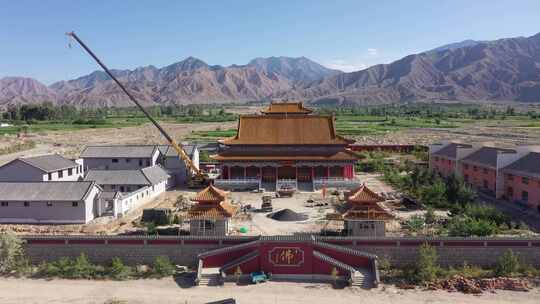 甘肃酒泉金佛寺修建施工现场视频素材模板下载