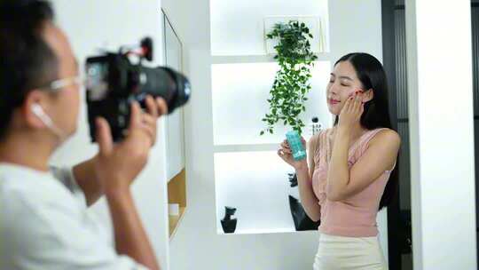 口播视频信息流拍摄现场