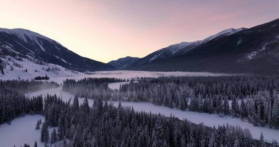 新疆旅游地-喀纳斯、禾木（冬季雪景）