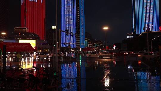 夜晚的城市街头