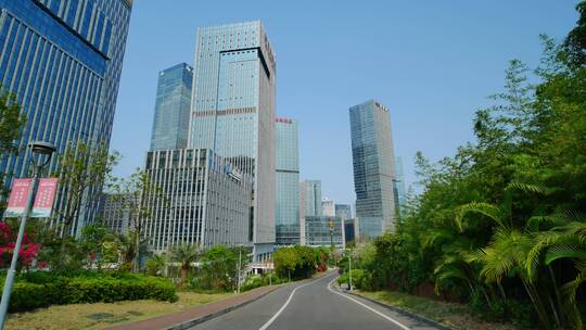 广西南宁五象新区东盟总部基地安静的街道