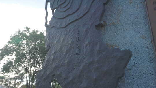 成都北湖公园美景与湖雕塑雕像佳能还原