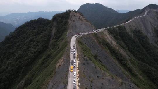 山顶公路航拍，最震撼的一条天路