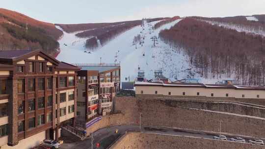 高山雪场雪道滑雪