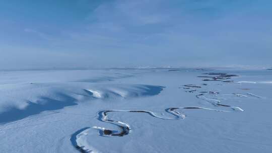 辽阔雪原蜿蜒特泥河唯美雪景