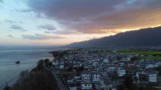 大理苍山洱海霞光土地